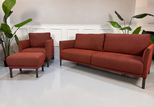 Rolf Benz Cara Sofa + Sessel Rot – Frontansicht | Aaron GmbH