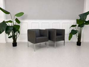Brühl Randolph Sessel Leder Grau schräg mit Chromgestell