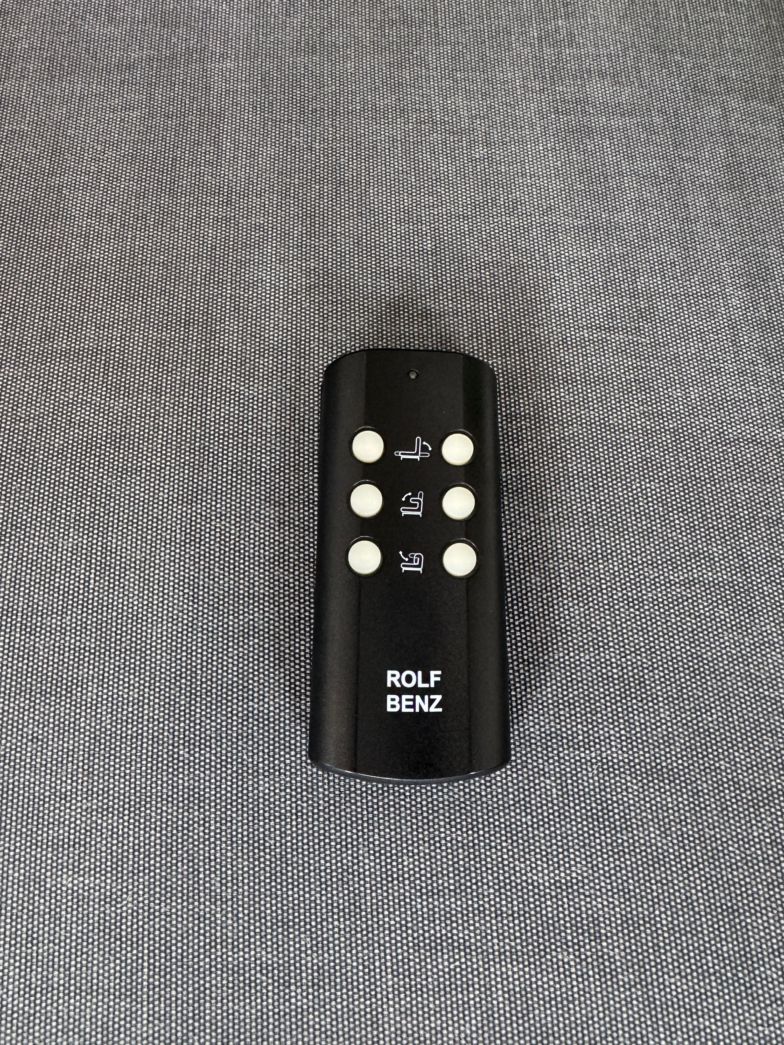 Rolf Benz Nova Sofa Grau Schlaffunktion Elektrisch – Sitzansicht | Aaron GmbH