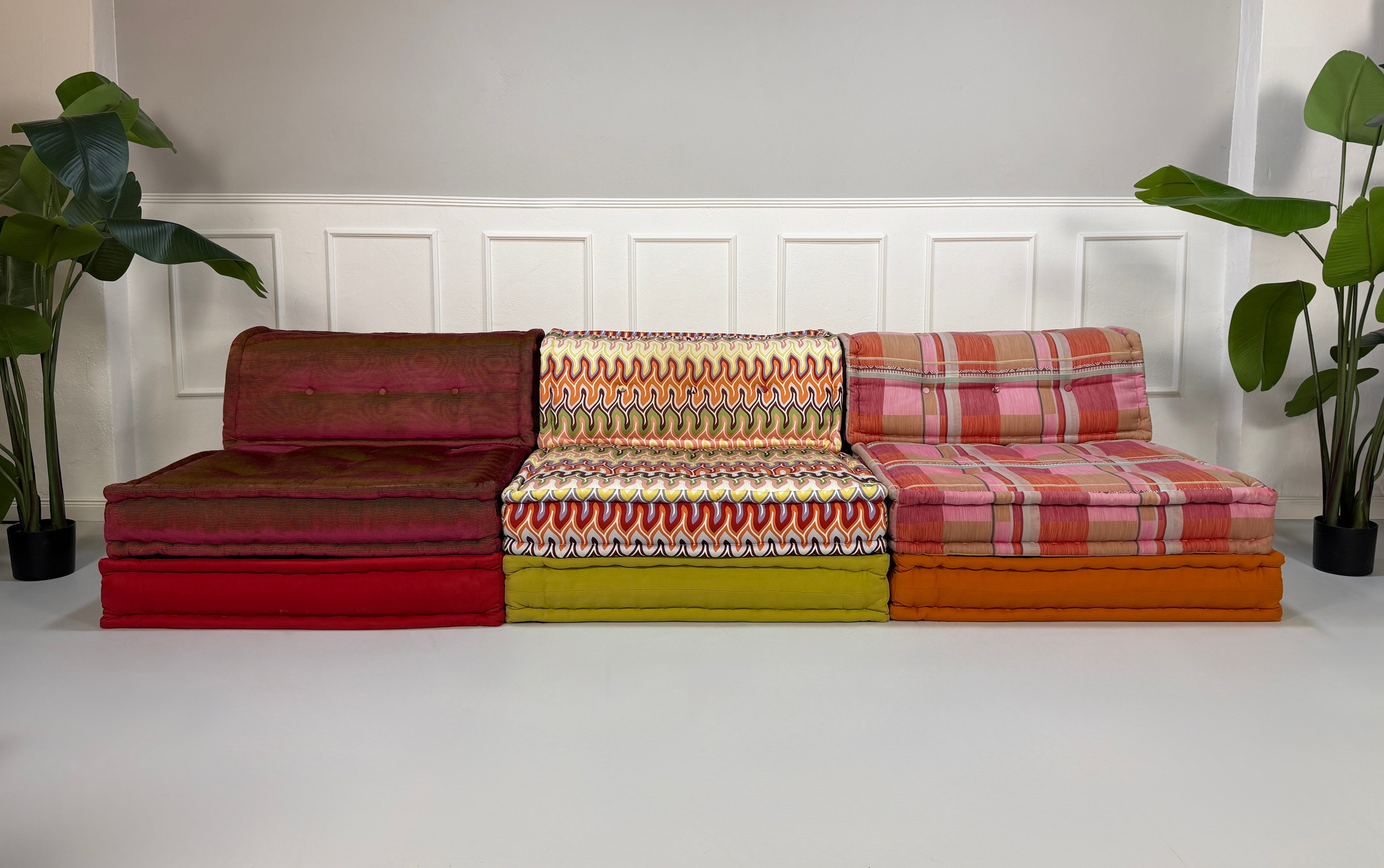 Roche Bobois Mah Jong Designer Sofa Stoff Couch handgefertigt MahJong Bunt